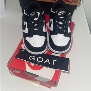 Black and white dunks